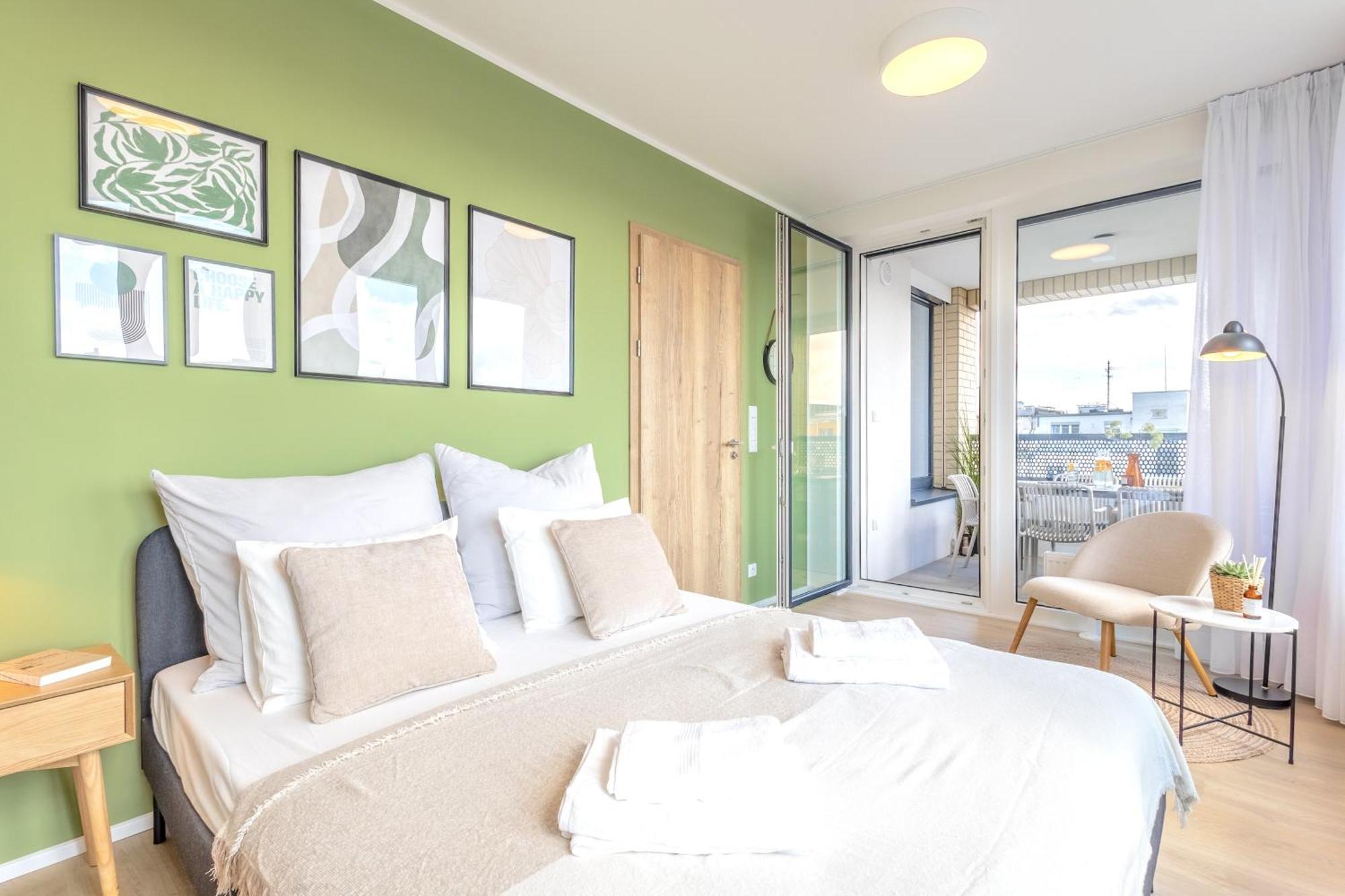 Bright 2Br - 8Th Floor, Balcony, Free Parking - By Gravity Prague Apartment Bagian luar foto